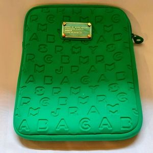 MARC JACOBS TABLET CASE